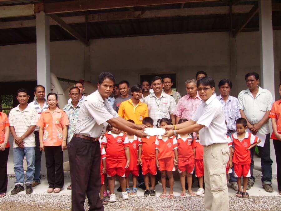 2018 — Red Cross shops (Ao Luek, Lam Thap, Plaipraya)